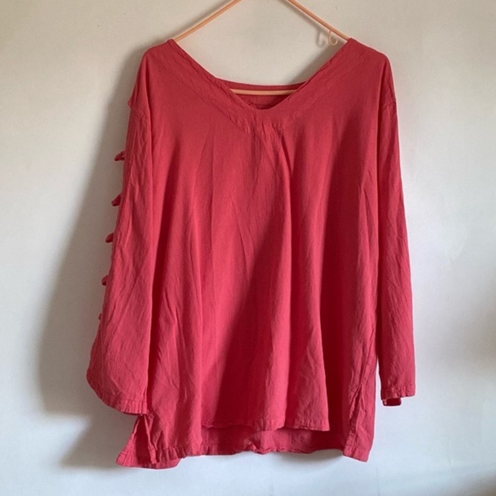 COTTONSEED WEAR PINK LADDER SLEEVE CUTOUT TOP